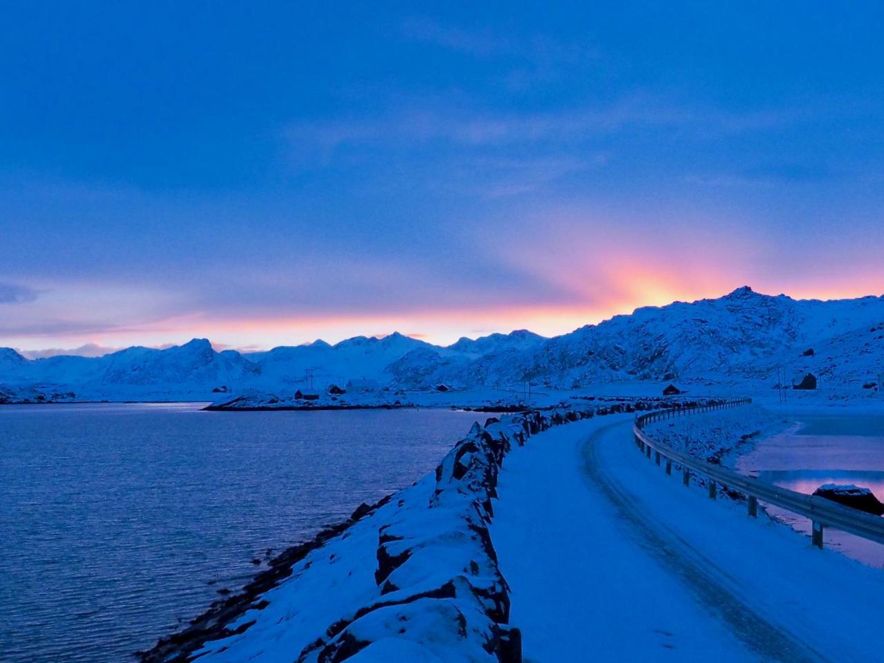 Seaside View Lofoten Bostad Extérieur photo